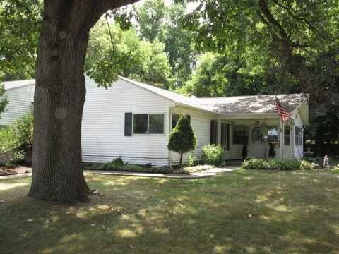 305 Furlong, Fenton, MI 48430