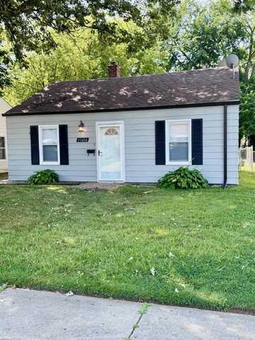19404 Roscommon, Harper Woods, MI 48225