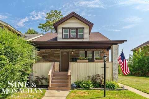 1416 Lakepointe, Grosse Pointe Park, MI 48230