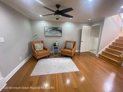21 Woodpecker Way, Marlboro, NJ 07746