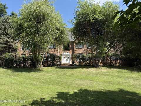 2 Warrenton Lane, Colts Neck, NJ 07722