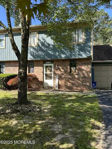 3 Seagull Lane, Howell, NJ 07731