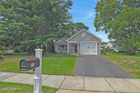 11 Twyford Lane, Manchester, NJ 08759