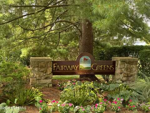 100 Pinehurst Drive, Washington, NJ 07822