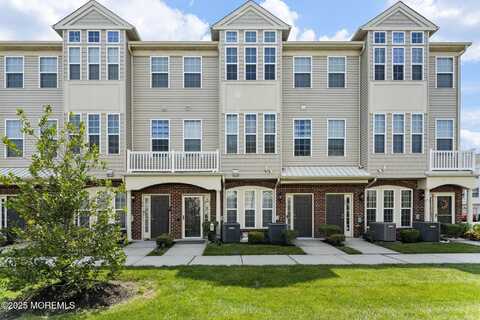 36 Kyle Drive, Tinton Falls, NJ 07712