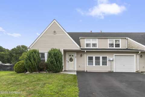 26 Scenic Drive, Freehold, NJ 07728