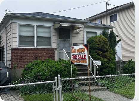 9411 127th Street, Richmond Hill, NY 11419