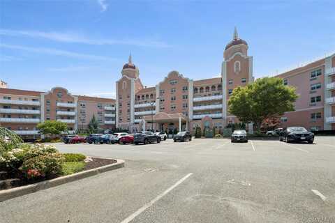 2 Richmond Rd 6S, Lido Beach, NY 11561