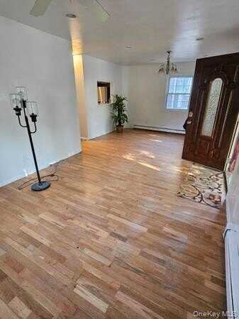 83-49 240, Bellerose, NY 11426