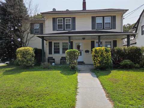 768 Glover Pl Drive, Baldwin, NY 11510