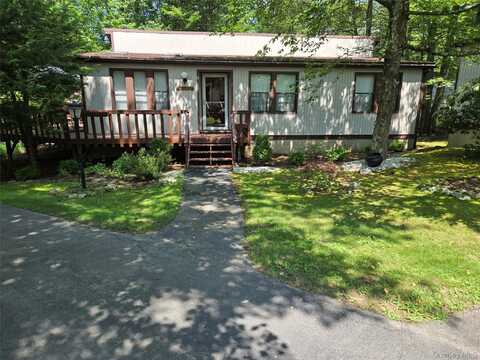 4 Ivanhoe Court, Monticello, NY 12701