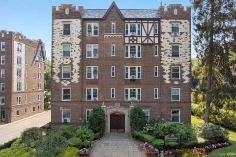 1440 Midland Avenue, Bronxville, NY 10708