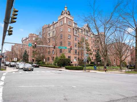 292 Main Street, White Plains, NY 10601