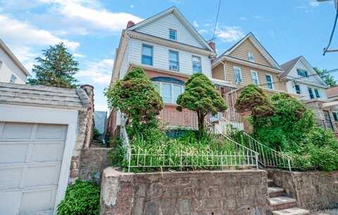 12-25 119th Street, College Point, NY 11356