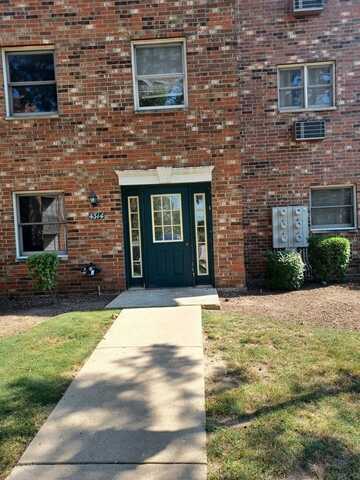 4314 W Shamrock Lane, McHenry, IL 60050