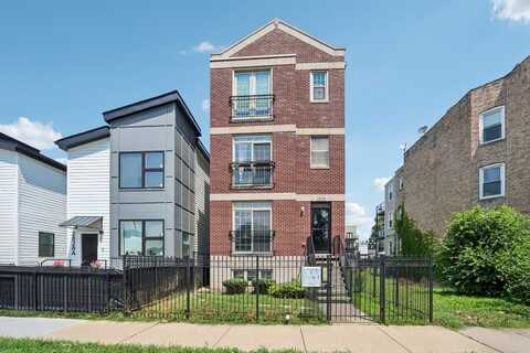 2826 W Harrison Street, Chicago, IL 60612
