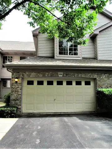 1596 N Saint Marks Place, Palatine, IL 60067