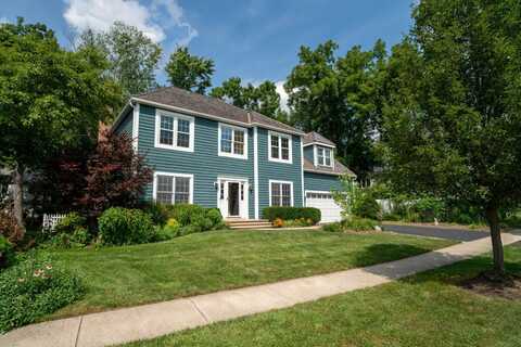 662 Waterbury Avenue, Gurnee, IL 60031