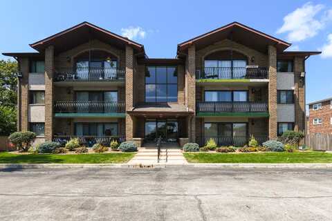 9051 S Roberts Road, Hickory Hills, IL 60457