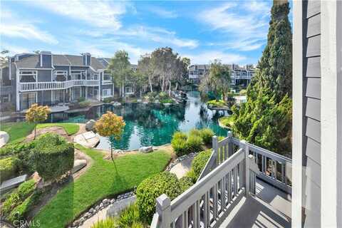 8181 Cape Hope Circle, Huntington Beach, CA 92646