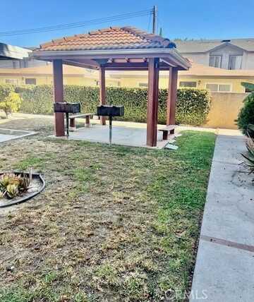 15311 Gundry Avenue, Paramount, CA 90723