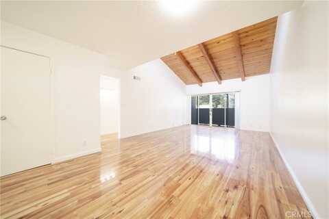 20134 Leadwell Street, Winnetka, CA 91306