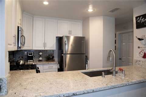 22171 Rim Pointe, Lake Forest, CA 92630