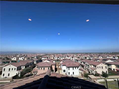 119 Oakstone, Irvine, CA 92618