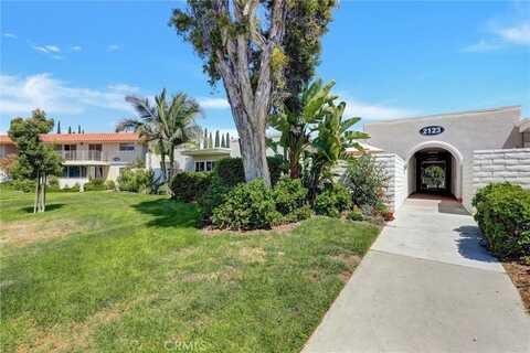 2123 Ronda Granada, Laguna Woods, CA 92637