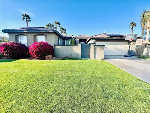 73518 Heatherwood Drive, Palm Desert, CA 92211
