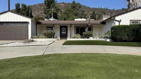 8218 Sunset Road, Lakeside, CA 92040