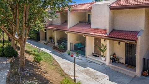 7736 Via Sorrento, Burbank, CA 91504
