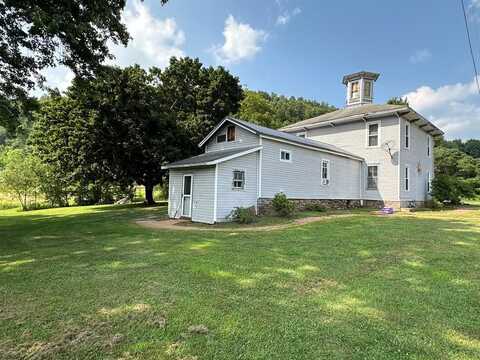 15 Lyman Rd., Roulette, PA 16746
