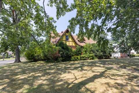 18145 Lake Shore Boulevard, Cleveland, OH 44119