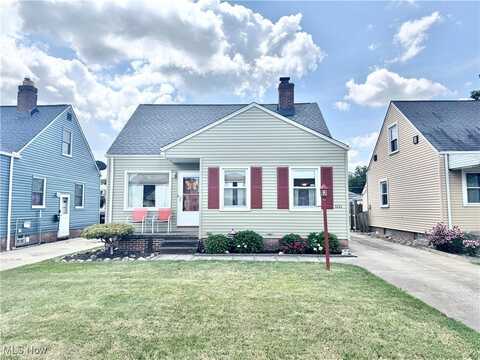 1111 Clearview Avenue, Parma, OH 44134