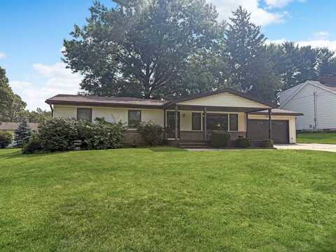 697 Bradmar Drive, Freeport, IL 61032