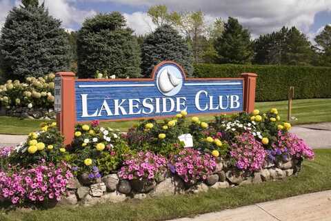3400 Lakeside South #19, Petoskey, MI 49770