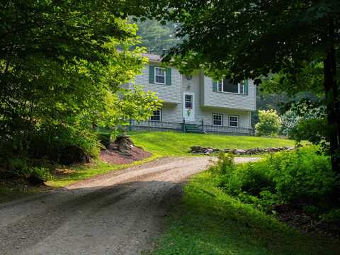 495 Browns Trace, Jericho, VT 05465