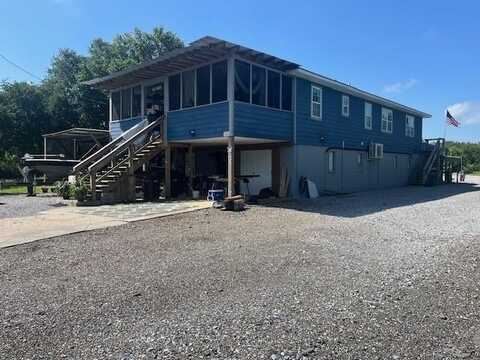 139 MARKS Lane, Buras, LA 70041