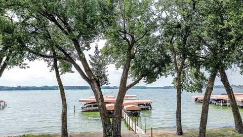 1603 Chalstrom Beach Rd, Okoboji, IA 51331