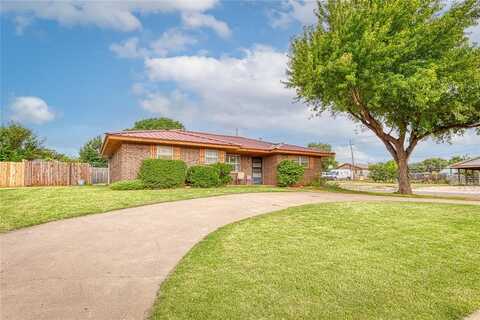 421 N Otis Avenue, Elk City, OK 73644