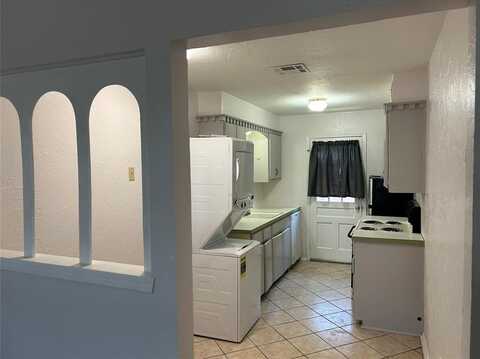 7123 NW 16th Street, Bethany, OK 73008