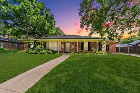 903 Leslie Drive, Arlington, TX 76012