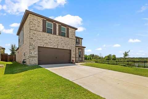 800 Brock Drive, Aubrey, TX 76227