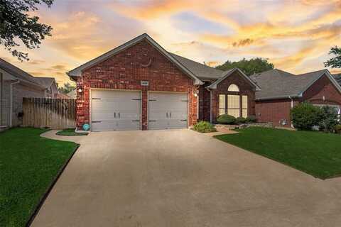 4601 Angelina Way, Fort Worth, TX 76137