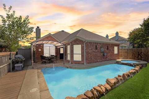 4601 Angelina Way, Fort Worth, TX 76137