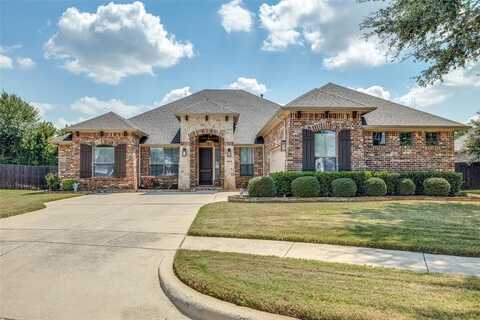 8001 Comstock Drive, Arlington, TX 76001