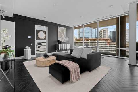 2408 Victory Park Lane, Dallas, TX 75219
