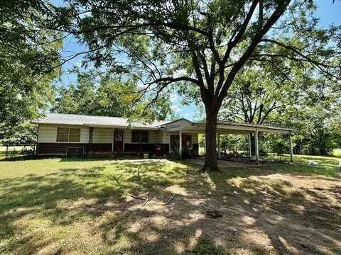 1109 N J Street, Hugo, OK 74743