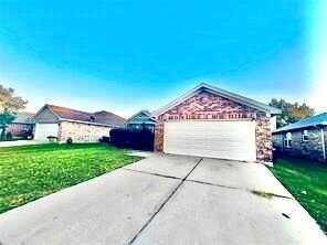 1324 Sierra Blanca Drive, Fort Worth, TX 76028